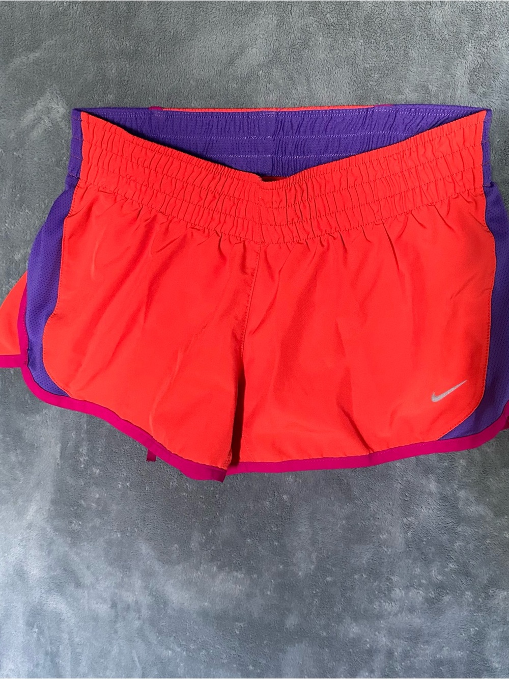 Nike Women’s Orange & Purple Athletic Running Shorts Small